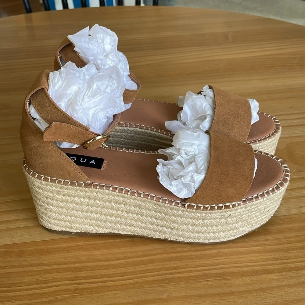 NEW IN BOX! Aqua Ria‎ Suede Espadrille Platform Wedge Sandals in Chestnut